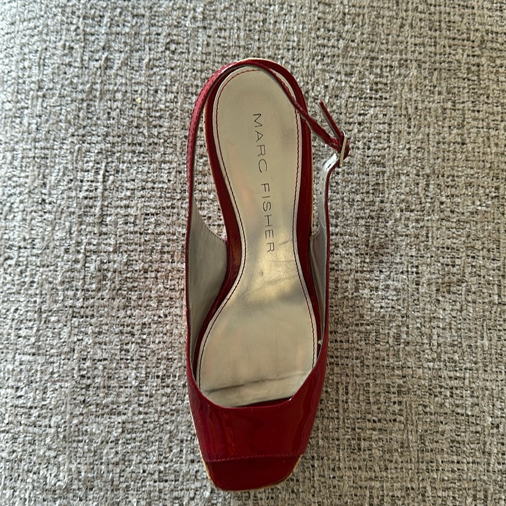 Sexy red wedges with toe peek